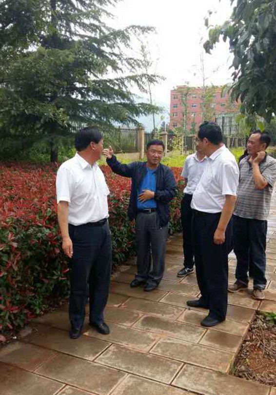 集团公司董事长王栋在云南省昆明市晋宁县考察洽谈云南公司选址事宜 - bevictor伟德官网新闻 - 新闻中心 - nbsp,公司,宁县,云南,集团公司,董事长,bevictor伟德官网,洽谈,云南省