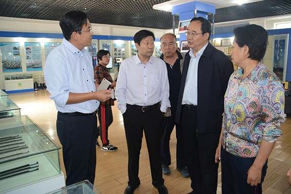 山东省莱芜市政协考察团到集团公司旅行考察 - bevictor伟德官网新闻 - 新闻中心 - 考察团,市政协,集团公司,莱芜,考察,山东省,节水,bevictor伟德官网,nbsp