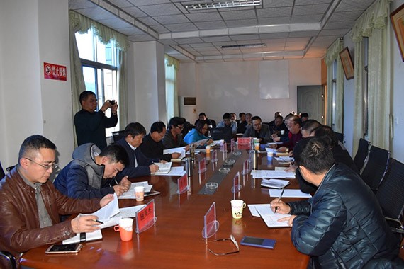 云南省水利厅对元谋县11.4万亩高效节水浇灌项目举行现场调研 - bevictor伟德官网新闻 - 新闻中心 - 元谋县,高效,项目,节水浇灌,nbsp,万亩,现场,水利厅,元谋