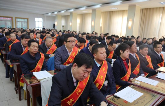 bevictor伟德官网节水集团在肃州区2017年经济事情聚会上受到多项表扬奖励 - bevictor伟德官网新闻 - 新闻中心 - nbsp,经济事情,肃州区,2017年,节水,bevictor伟德官网,受到,集团,表扬奖励