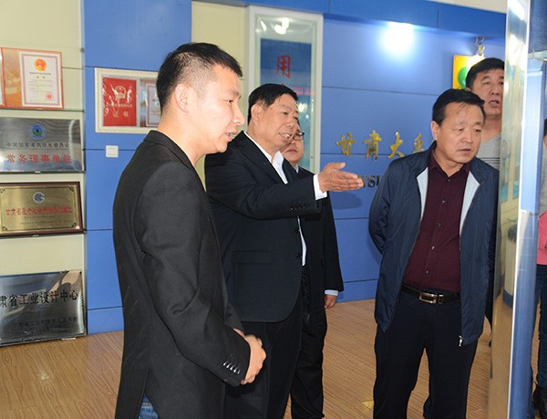宁夏吴忠市利通区水务局向导到bevictor伟德官网节水集团旅行考察 - bevictor伟德官网新闻 - 新闻中心 - nbsp,公司,bevictor伟德官网,节水,考察,集团,利通区,吴忠市,武威