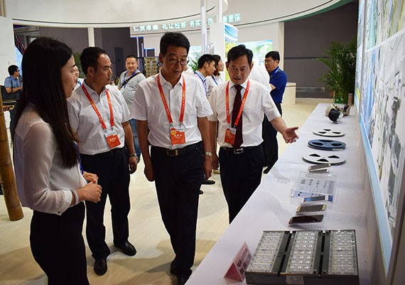 第二十届渝洽会开幕 bevictor伟德官网节水集团与重庆市水利局告竣战略相助 - bevictor伟德官网新闻 - 新闻中心 - nbsp,节水,bevictor伟德官网,重庆市,相助,水利局,集团,洽会,战略