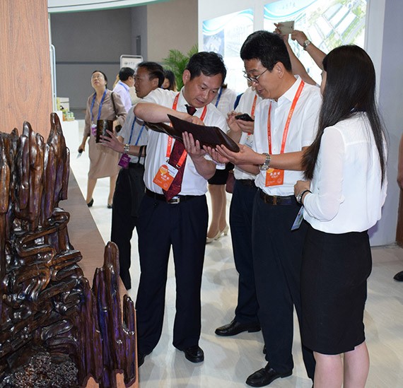 第二十届渝洽会开幕 bevictor伟德官网节水集团与重庆市水利局告竣战略相助 - bevictor伟德官网新闻 - 新闻中心 - nbsp,节水,bevictor伟德官网,重庆市,相助,水利局,集团,洽会,战略