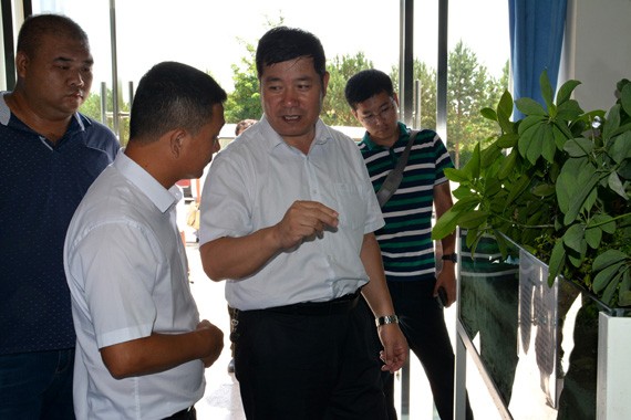 廊坊市园林绿化治理局考察团莅临bevictor伟德官网节水集团考察交流 - bevictor伟德官网新闻 - 新闻中心 - nbsp,公司,考察,bevictor伟德官网,园林绿化,节水,交流,集团,廊坊市