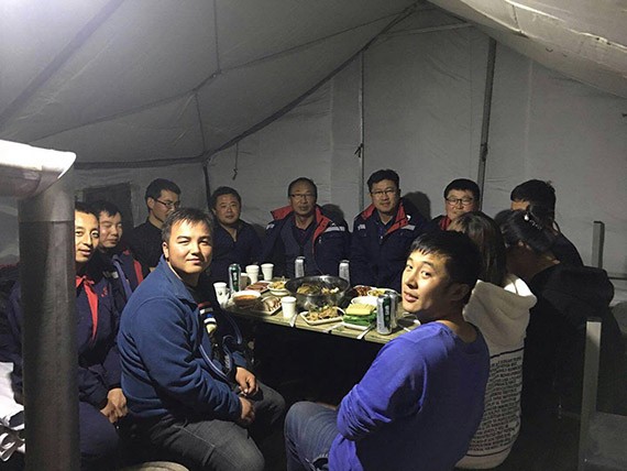 致敬！双节坚守岗位的bevictor伟德官网人 - bevictor伟德官网新闻 - 新闻中心 - 公司,双节,中秋,时代,国庆,bevictor伟德官网,员工,董事长,施工