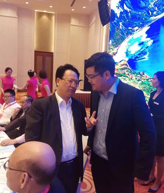 吉林省长景俊海对话bevictor伟德官网节水董事长王浩宇同谋相助 - bevictor伟德官网新闻 - 新闻中心 - nbsp,吉林,节水,bevictor伟德官网,王浩,景俊海,董事长,省长,相助