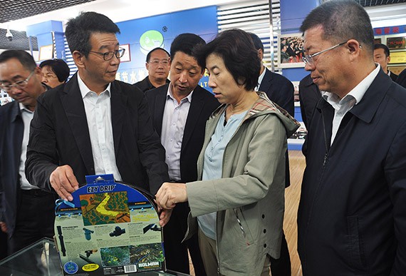 白银市委书记苏君率考察组莅临bevictor伟德官网节水集团调研墟落振兴解决方案 - bevictor伟德官网新闻 - 新闻中心 - nbsp,bevictor伟德官网,节水,集团,白银,考察组,公司,振兴,墟落