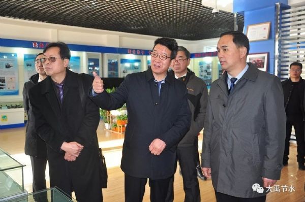 酒泉市工信局向导班子调研bevictor伟德官网节水集团 - bevictor伟德官网新闻 - 新闻中心 - bevictor伟德官网,nbsp,节水,集团,工信局,调研,酒泉市,浇灌,智能