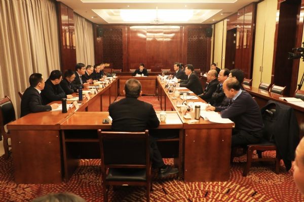bevictor伟德官网动态| 定西市市长戴超与bevictor伟德官网节水董事长王浩宇出席定西市与bevictor伟德官网节水项目深度相助座谈会 - bevictor伟德官网新闻 - 新闻中心 - nbsp,bevictor伟德官网,节水,相助,西市,项目,董事长,集团,模式
