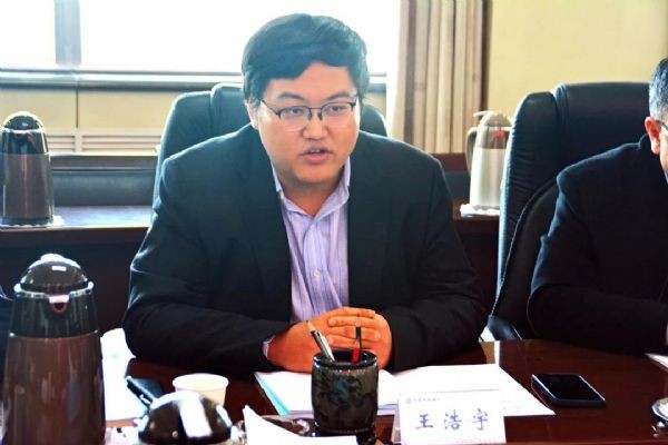 bevictor伟德官网动态| 甘肃省水利厅党组书记朱建海与bevictor伟德官网节水董事长王浩宇出席省水利厅与bevictor伟德官网节水2021年岁情座谈会 - bevictor伟德官网新闻 - 新闻中心 - bevictor伟德官网,节水,水利厅,nbsp,董事长,甘肃省,朱建海,王浩,集团