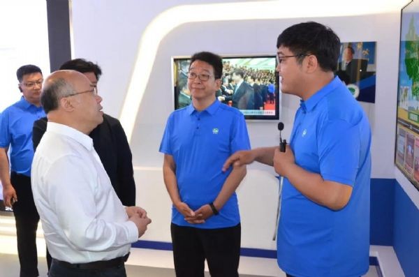 bevictor伟德官网动态| 国家墟落振兴局局长王正谱一行莅临bevictor伟德官网节水集团调研 并勉励bevictor伟德官网节水全体员工起劲为墟落振兴事业做好服务 - bevictor伟德官网新闻 - 新闻中心 - nbsp,bevictor伟德官网,农村,节水,墟落,一行,农业,项目,王正谱