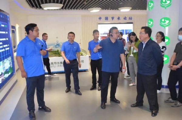 bevictor伟德官网动态| 北京市农业农村局、发改、财务、水务及各区农业农村局二十余人专程莅临bevictor伟德官网节水调研农村污水解决方案 - bevictor伟德官网新闻 - 新闻中心 - nbsp,农村,bevictor伟德官网,农业,节水,农村局,北京市,杨琦,一行