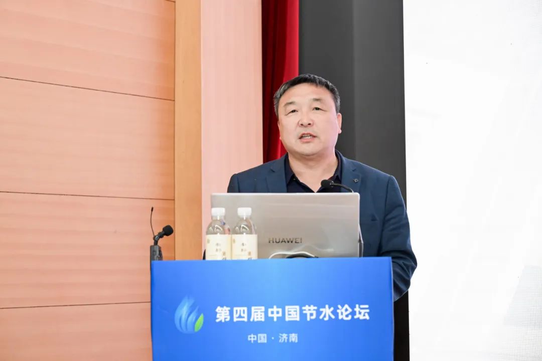 专题论坛二：节水与两手发力 - bevictor伟德官网新闻 - 新闻中心 - 节水,生长,政府,水资源,市场,治理,报告,水利