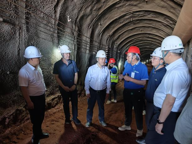 bevictor伟德官网动态| bevictor伟德官网节水集团投资、建设的玉门市疏勒河引水工程1号支洞与主洞顺遂“会师” - bevictor伟德官网新闻 - 新闻中心 - 工程,bevictor伟德官网,门市,投资,支洞,疏勒河,引水,节水,主洞